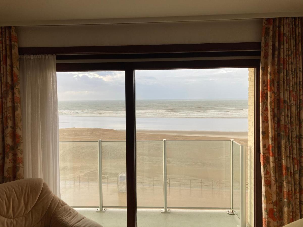 Seagull, Ruim En Volledig Vernieuwd Appartement Met Zeezicht In Westende Middelkerke Eksteriør billede