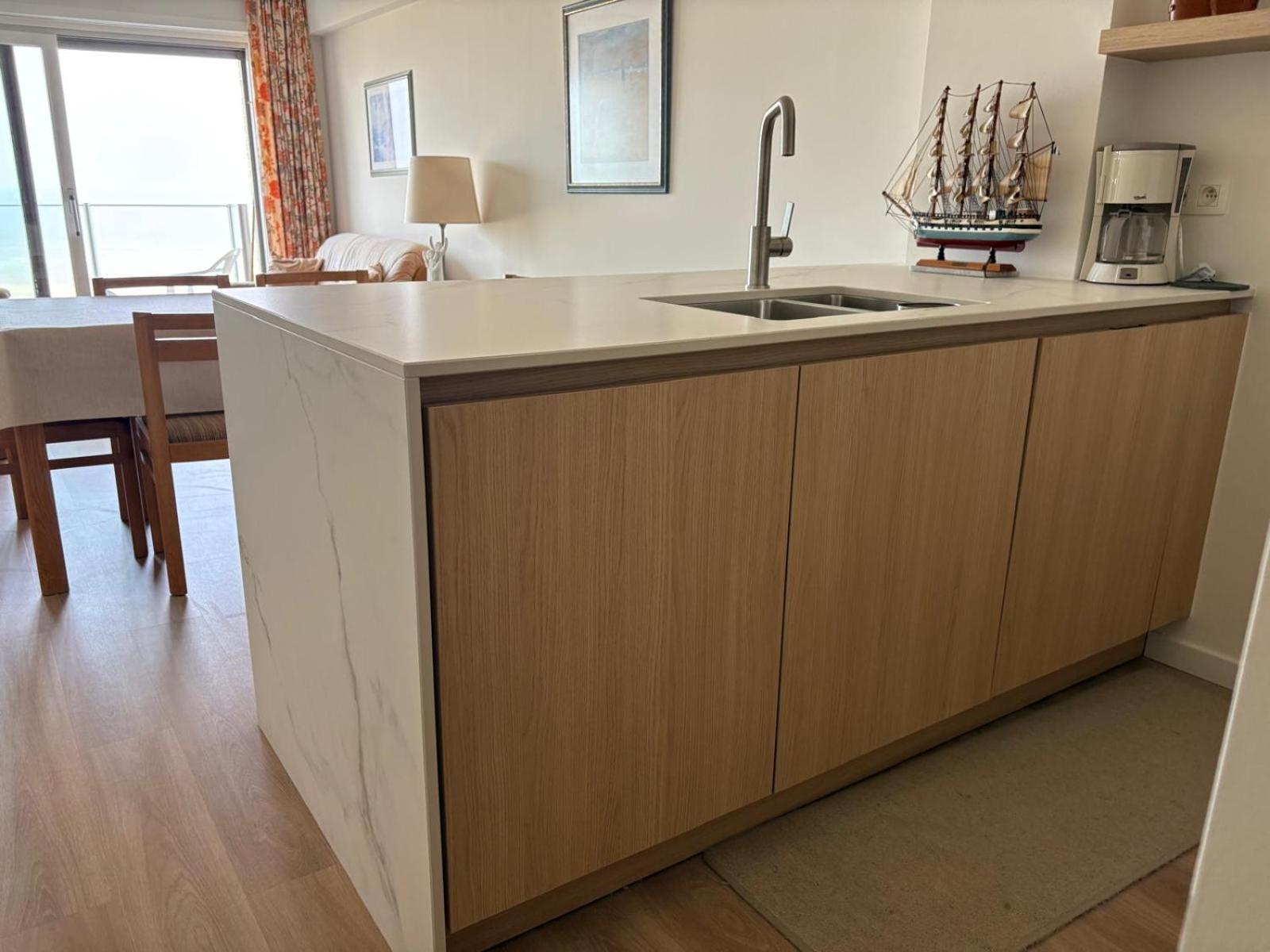 Seagull, Ruim En Volledig Vernieuwd Appartement Met Zeezicht In Westende Middelkerke Eksteriør billede